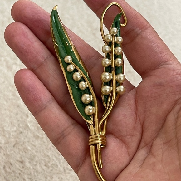 1950s Lily of the valley pin brooch - Picture 5 of 6